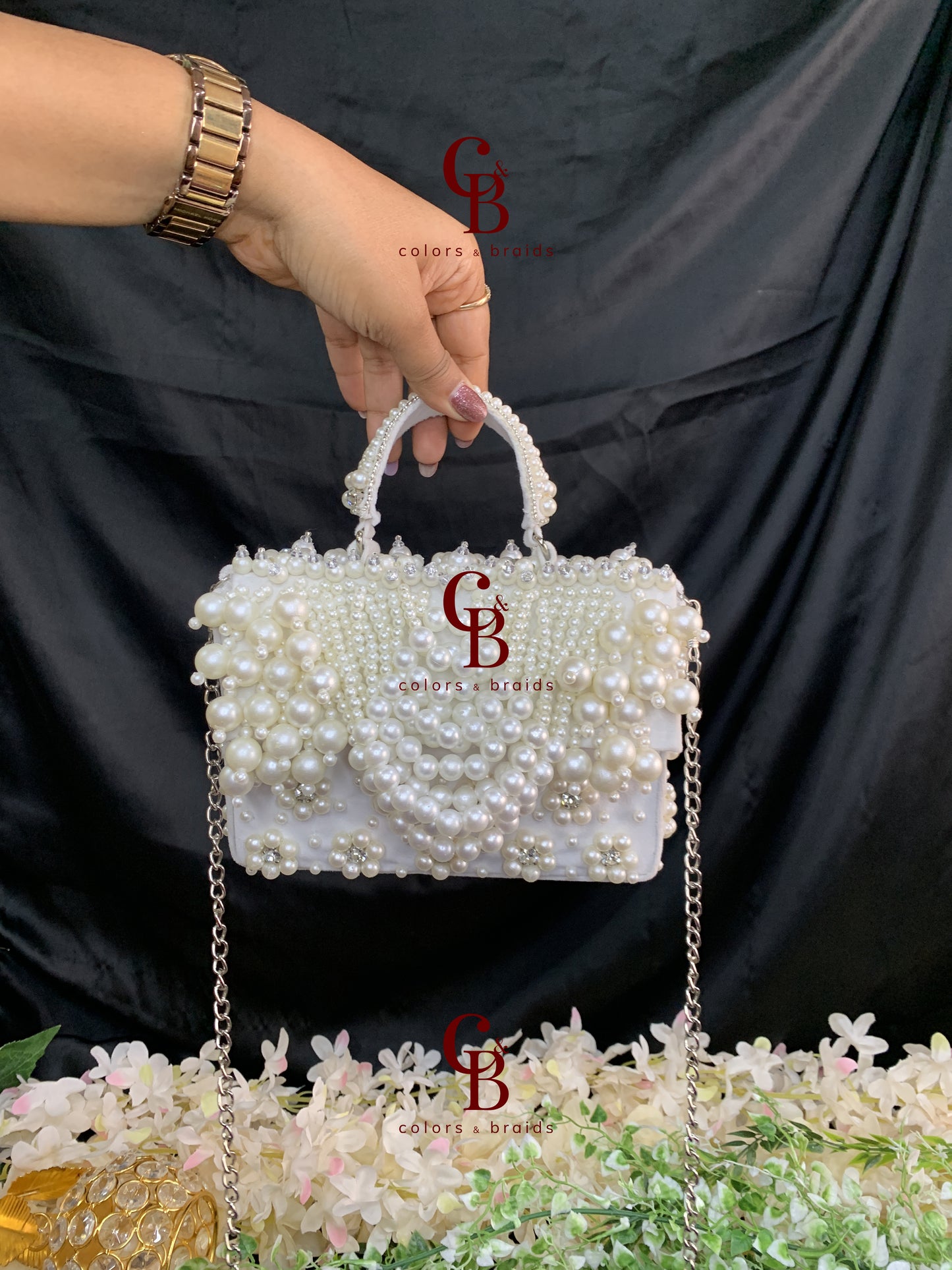 Nayab pearl  Flap Clutch