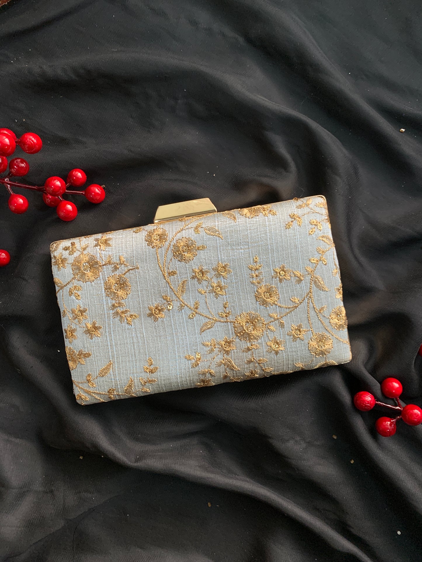 Floral Creeper Clutch