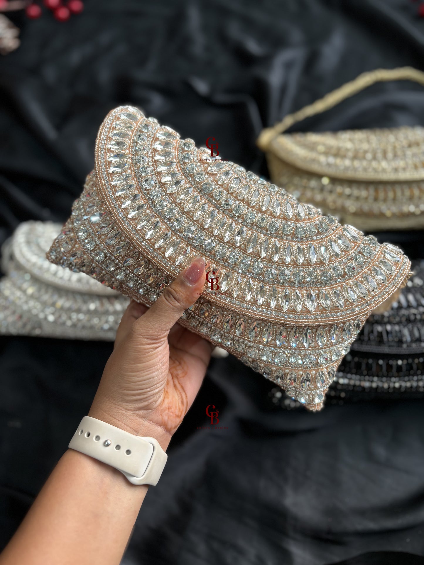 Crystal Glamour Enveloped Shaped Clutch