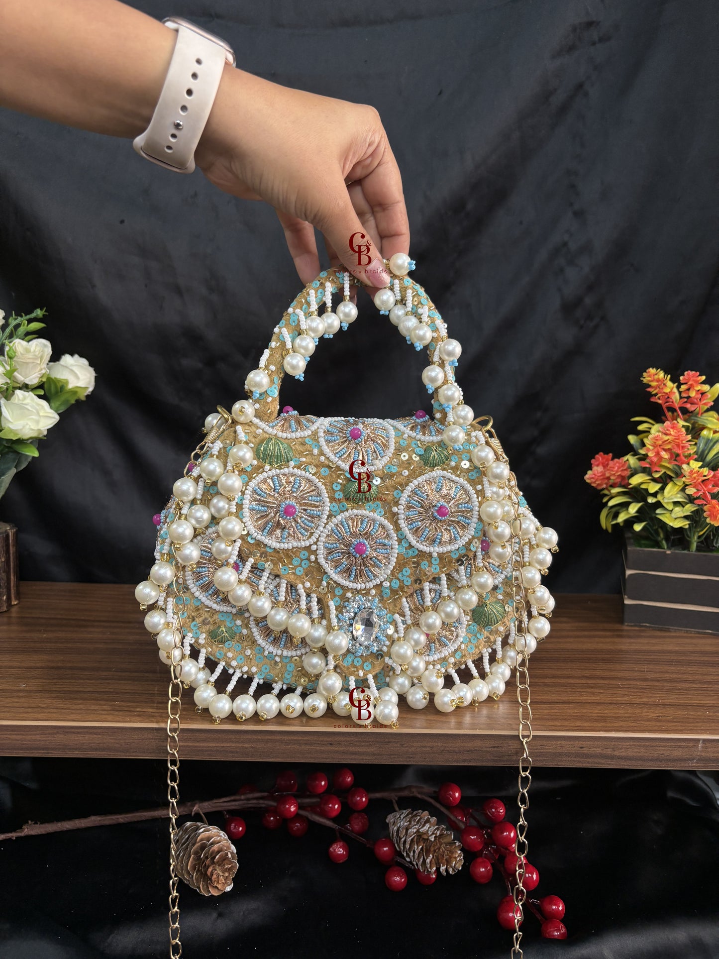 Meher Flap bag - Pearl hangings