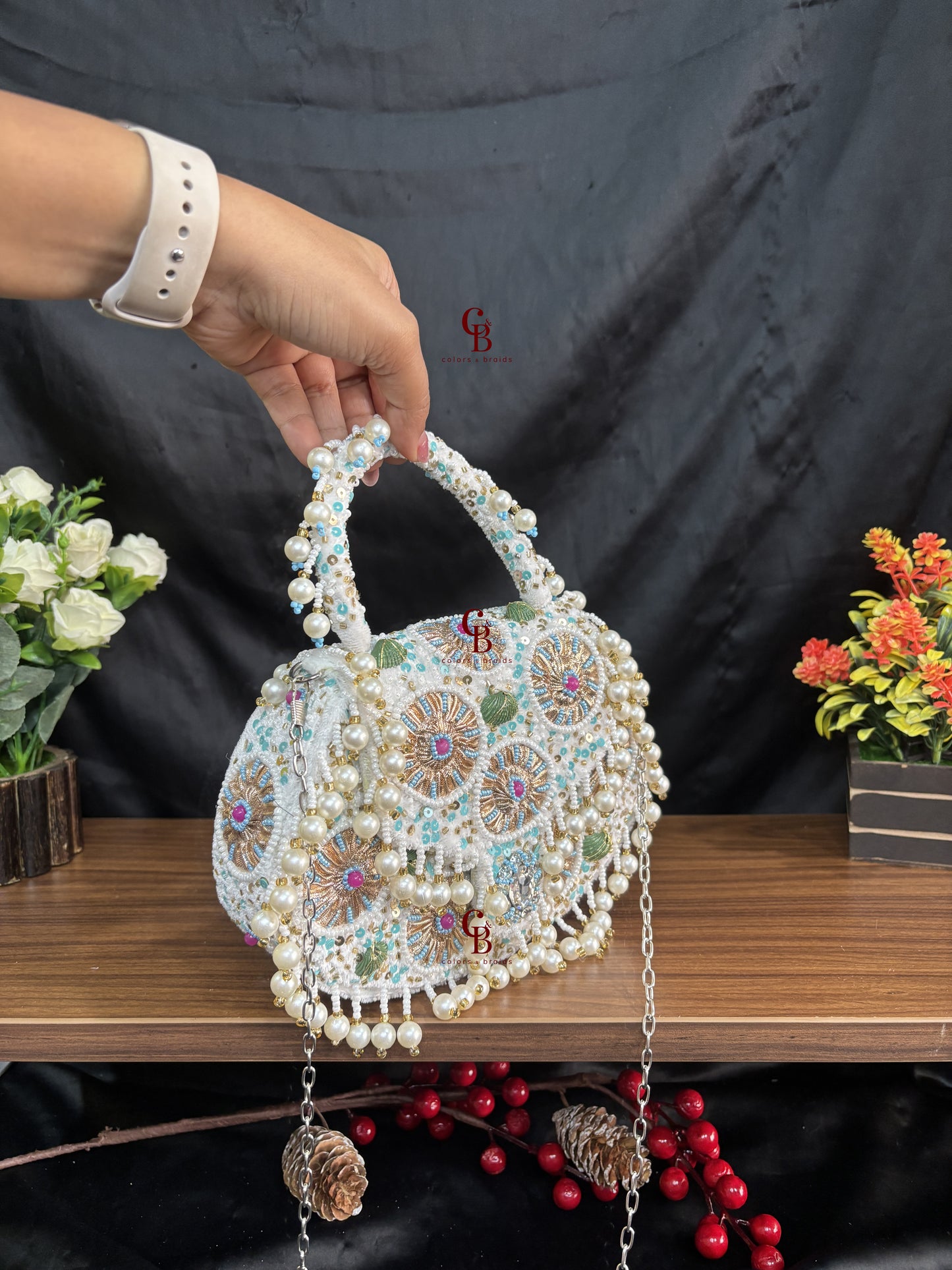 Meher Flap bag - Pearl hangings