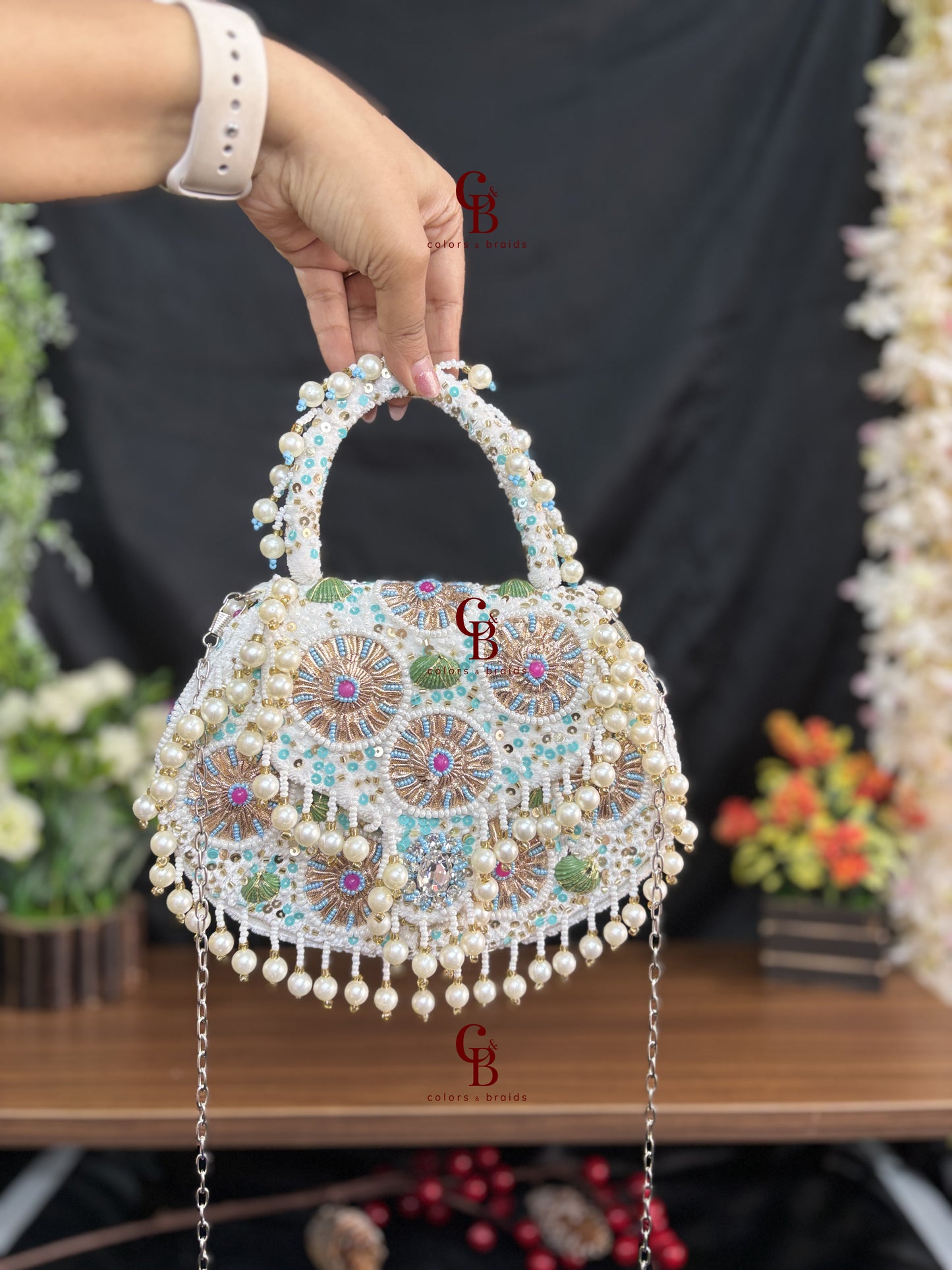 Meher Flap bag - Pearl hangings