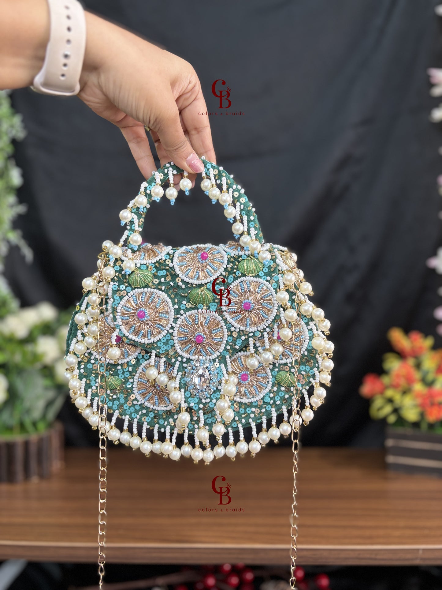 Meher Flap bag - Pearl hangings