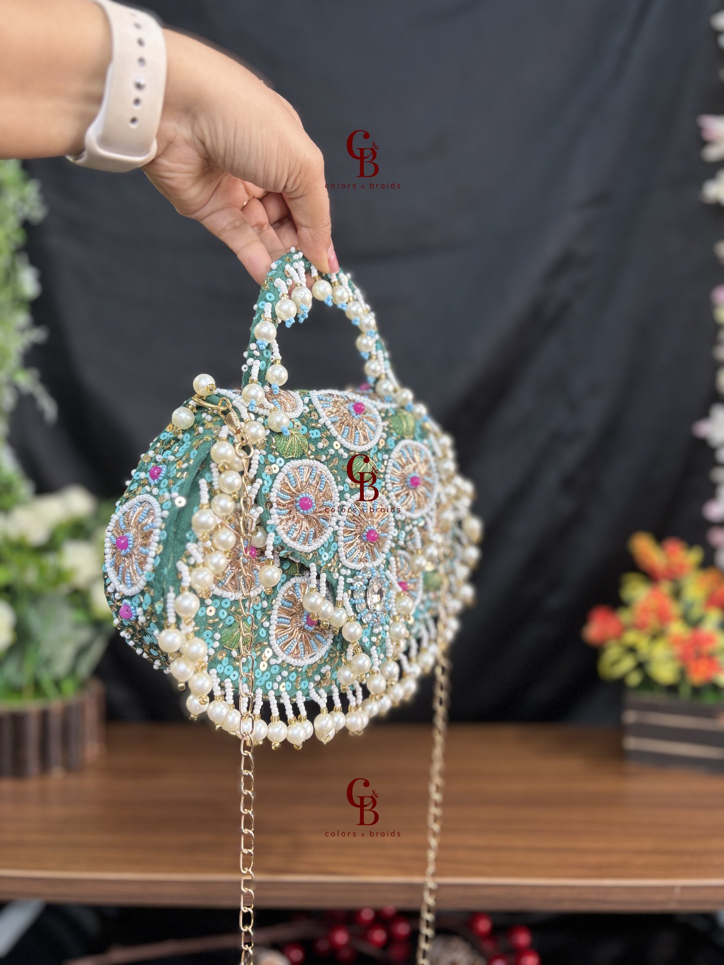 Meher Flap bag - Pearl hangings