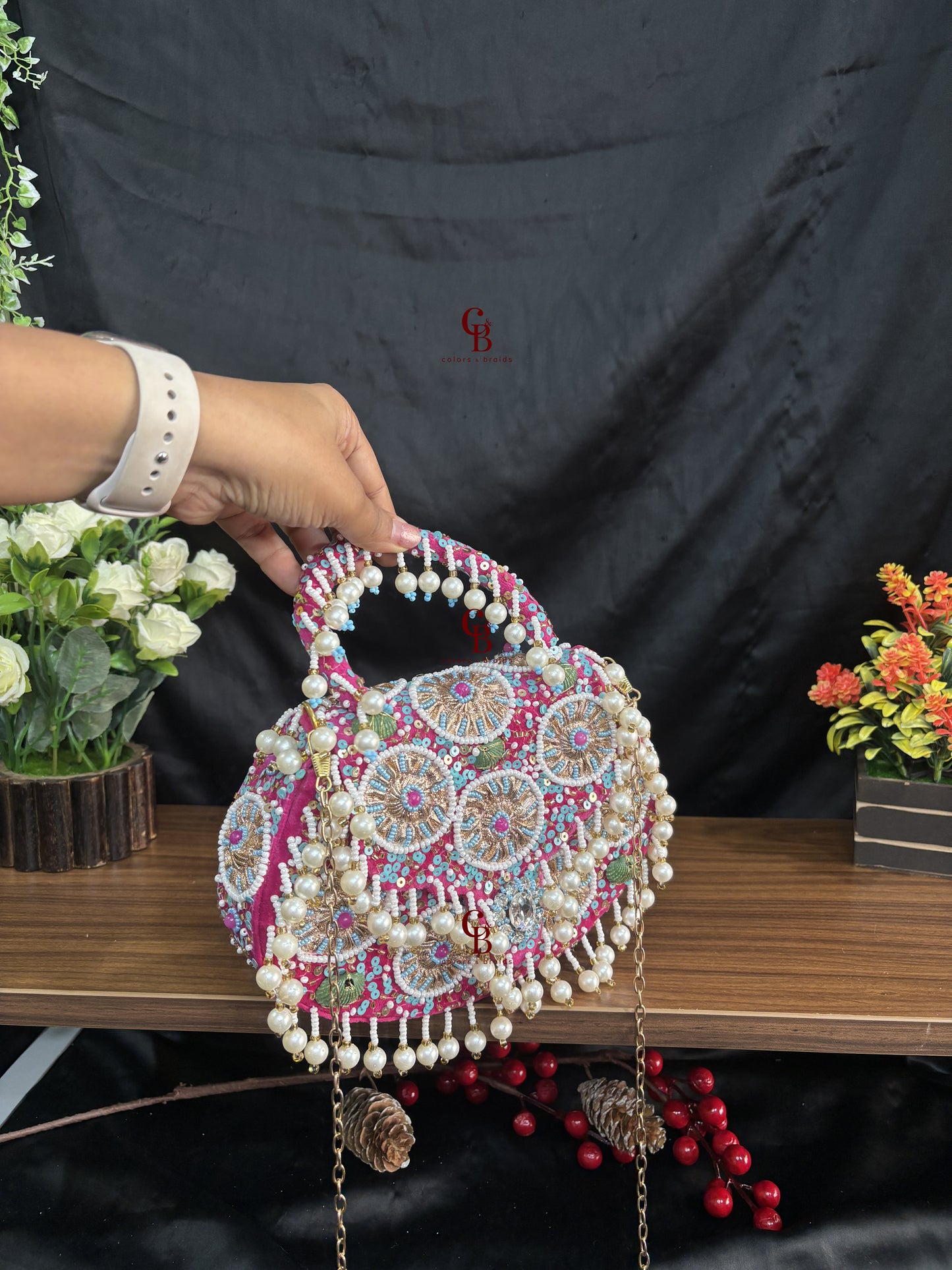 Meher Flap bag - Pearl hangings