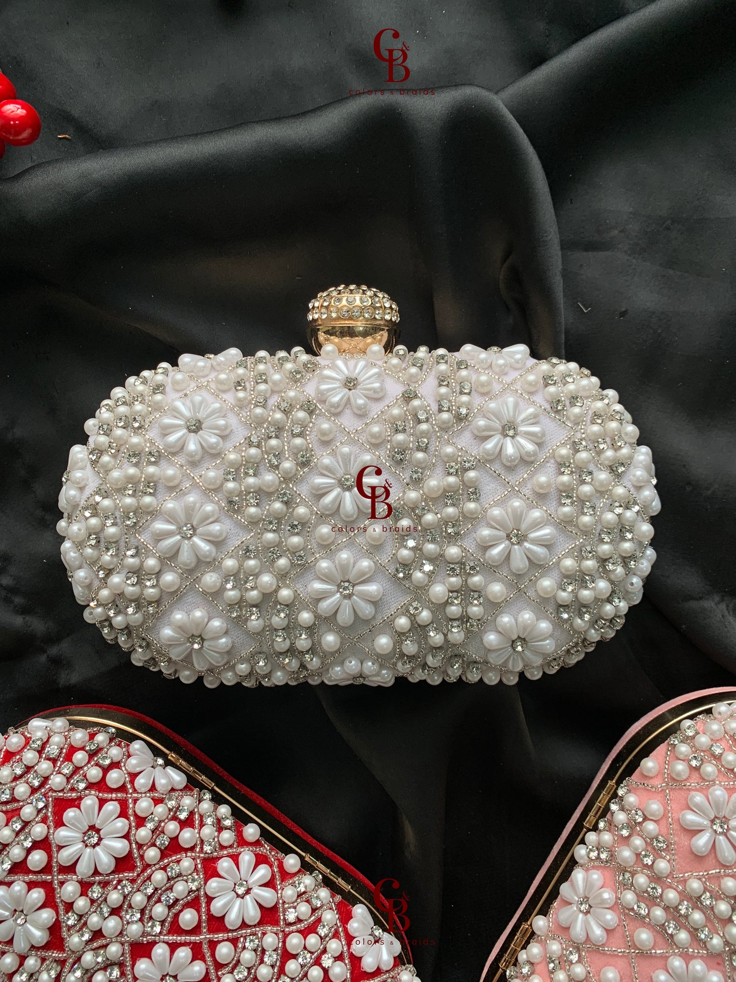 Oval Pearl + Crystals clutch