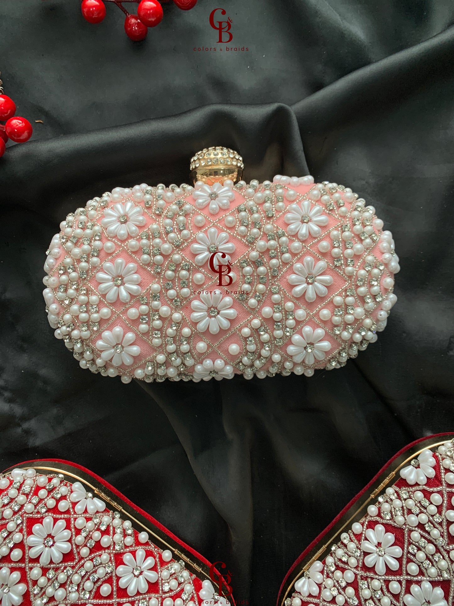 Oval Pearl + Crystals clutch