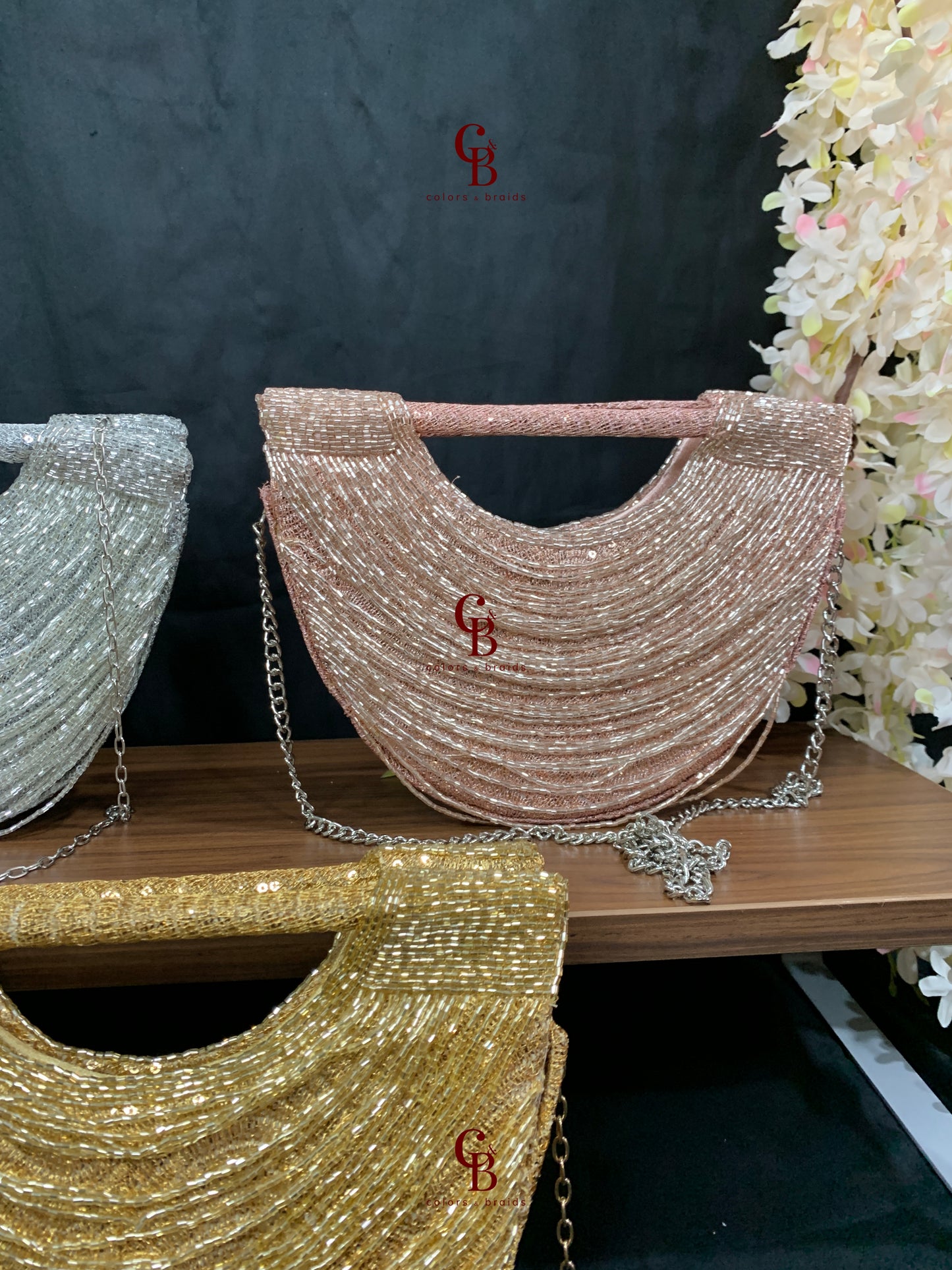 Isa Cut Dana Mala Bag