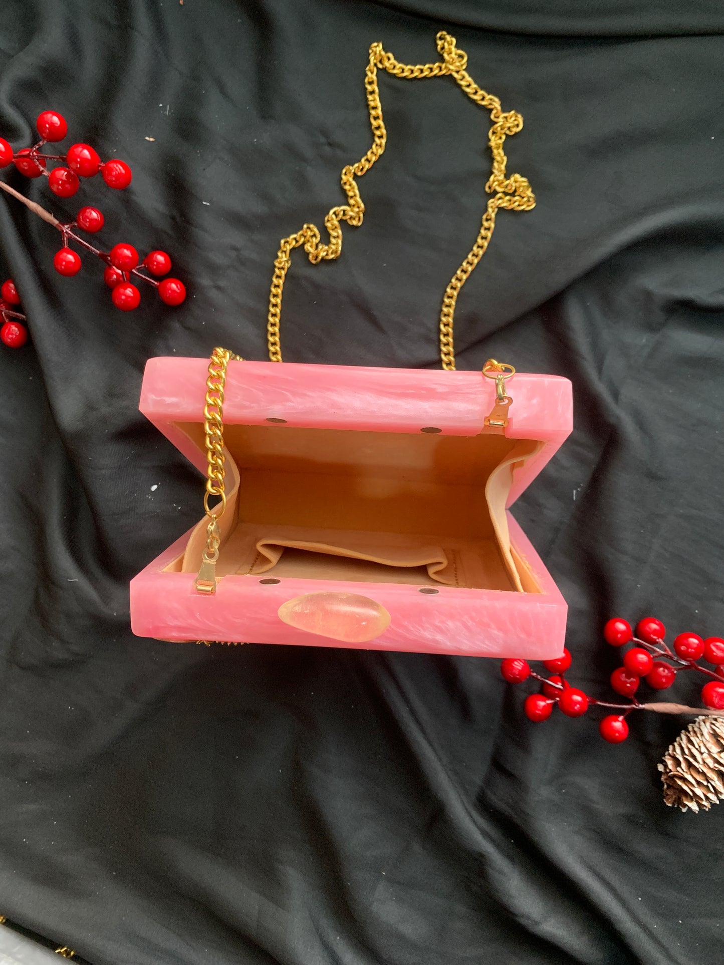 Abir Resin Clutch