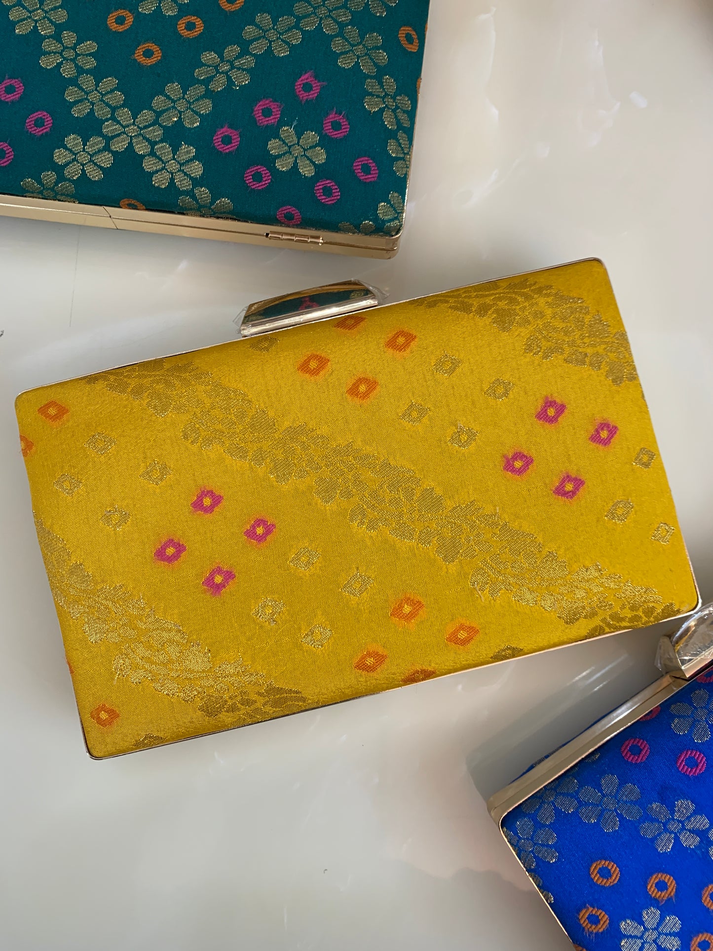 Bandhani Clutch