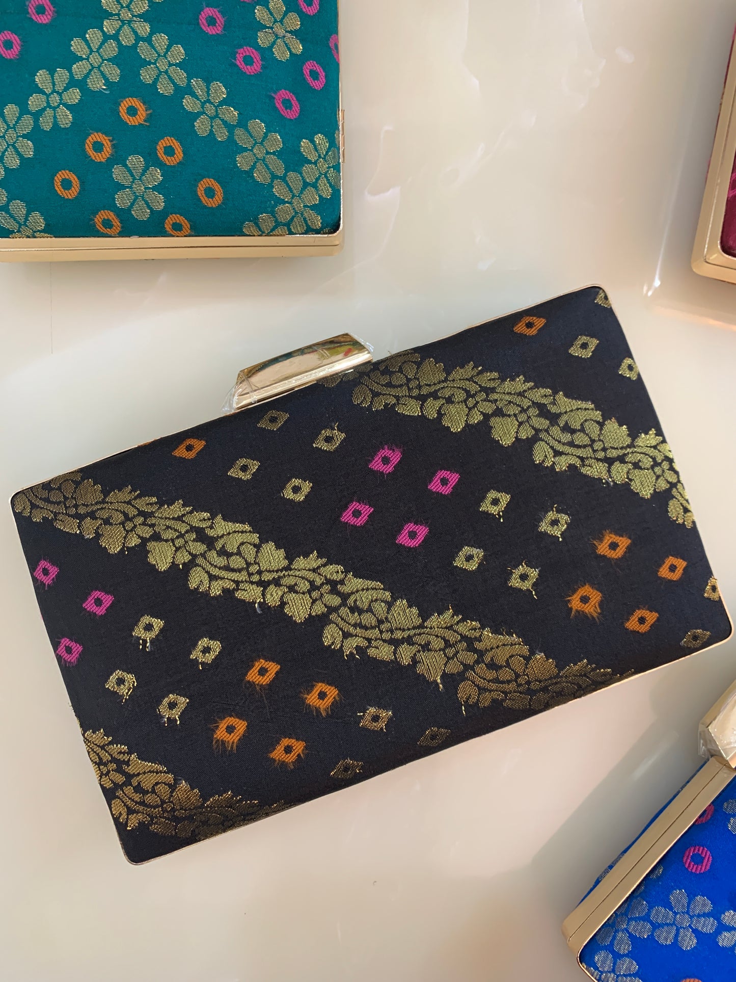 Bandhani Clutch